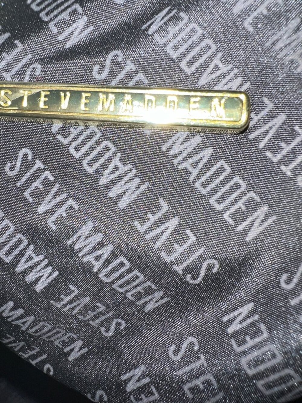 Steve Madden Olive Green Black Nylon Backpack Adjustable Straps Pockets Zip Snap - Picture 3 of 3